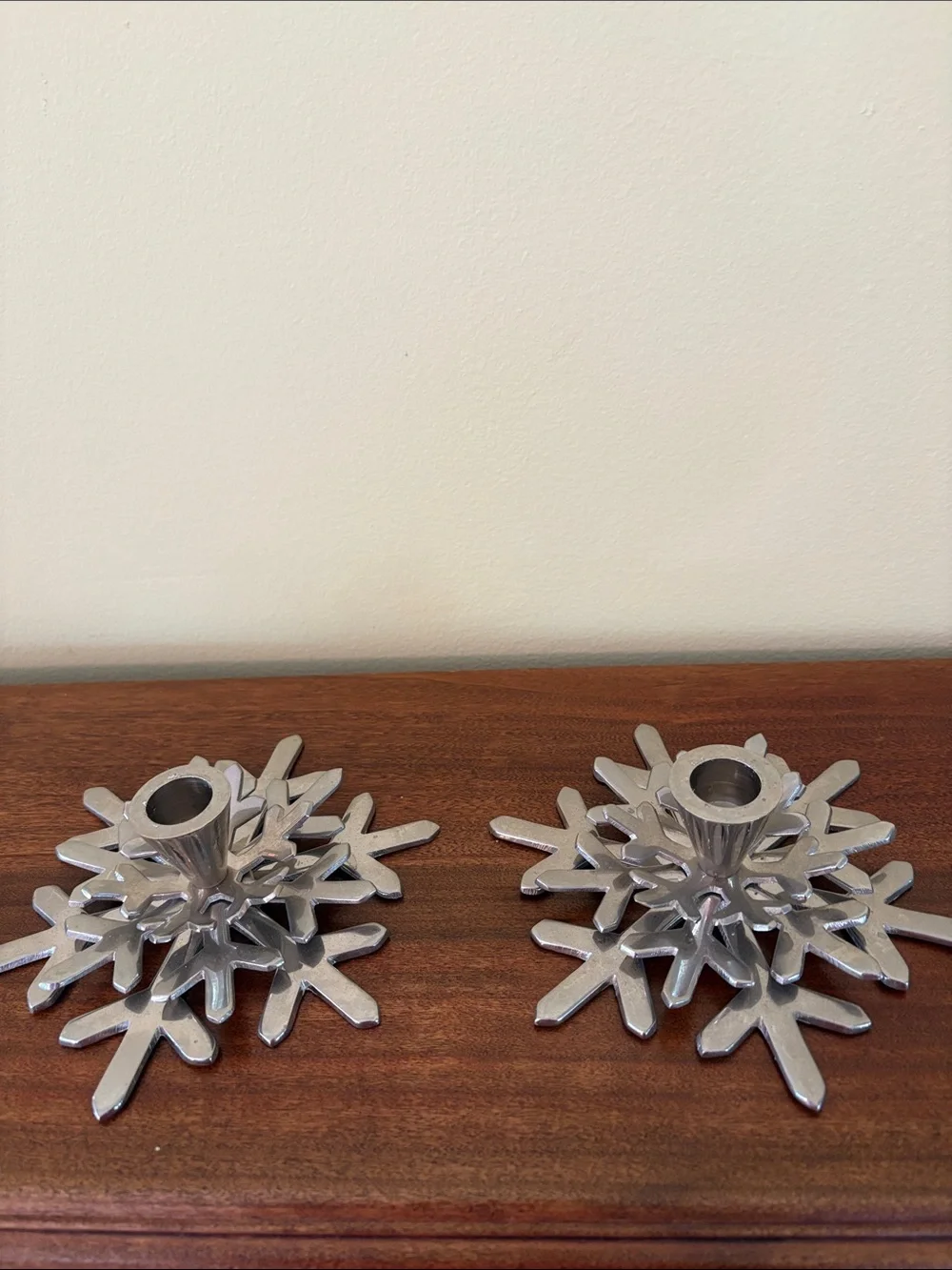 Crate&Barrel Silver Snowflake Candleholders (Set of 2) GUC